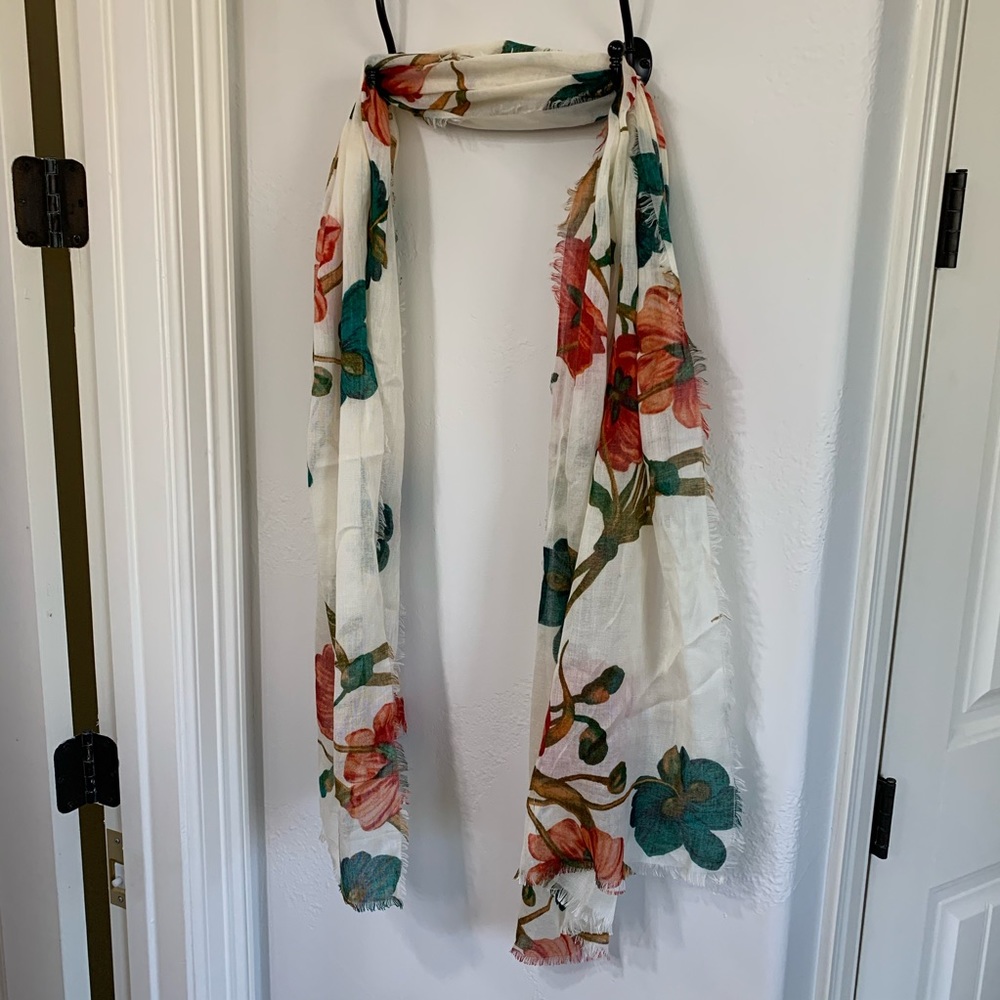 Scarf